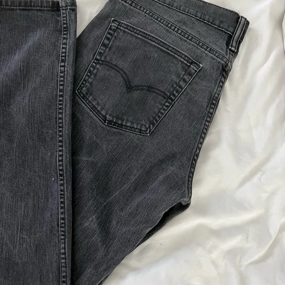 ❌SOLD❌ LEVI STRAUSS & CO 514 dark grey regular fit men’s jeans W 36 L 32 - Picture 3 of 9